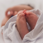 Skin-to-Skin Contact may Help Preterm Babies in Pain